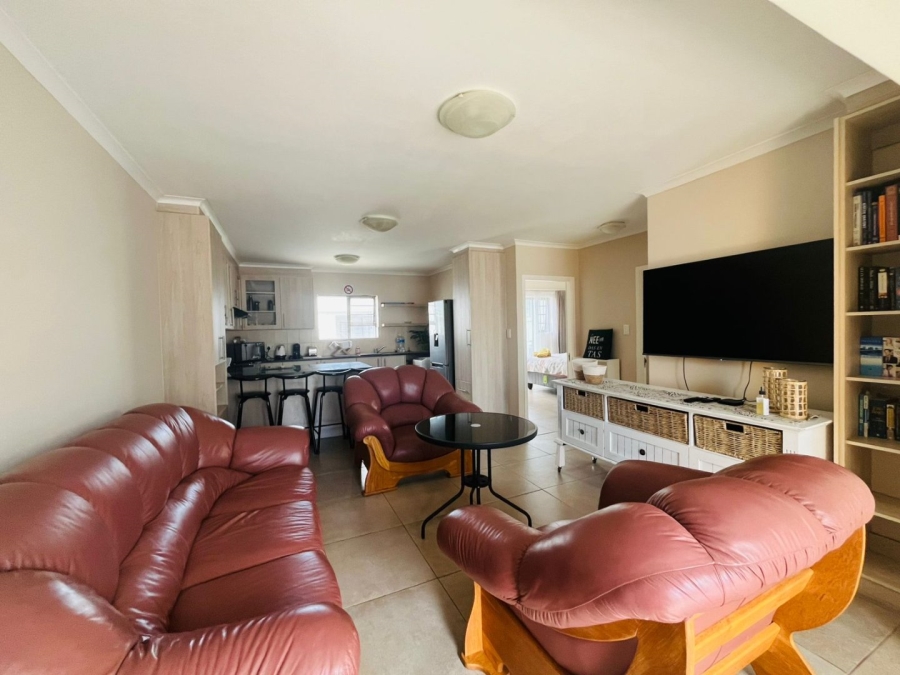 To Let 2 Bedroom Property for Rent in Hartenbos Central Western Cape